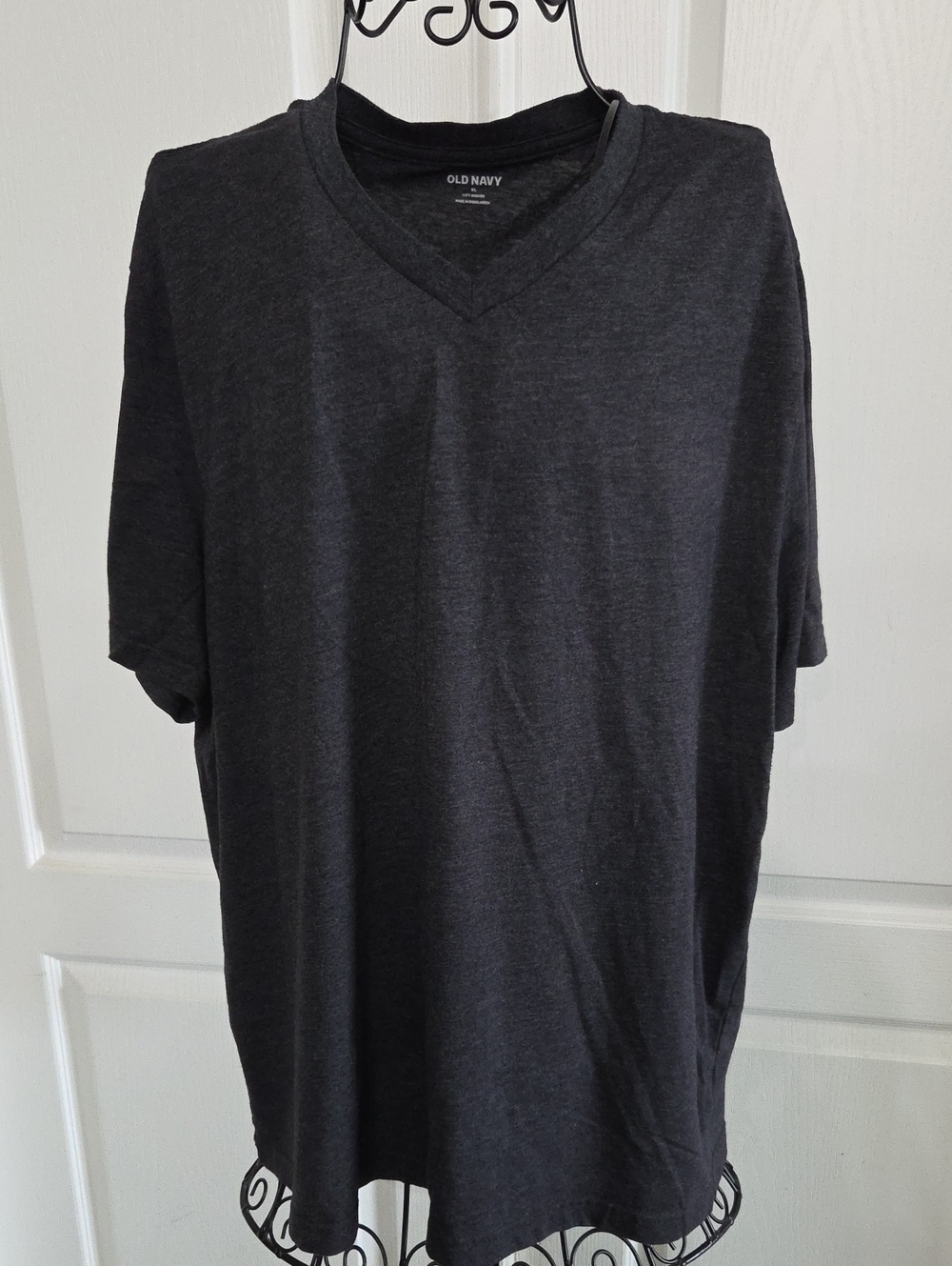 Old Navy Charcoal V-Neck Short Sleeve Tee